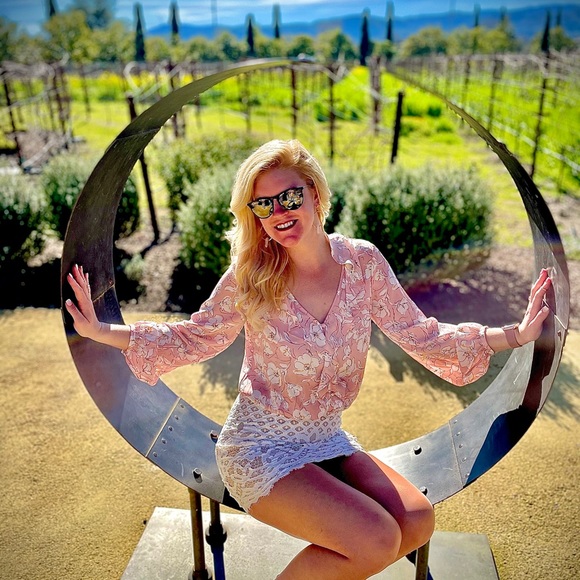 Meet your Posher, Kelsi - Picture 1 of 1